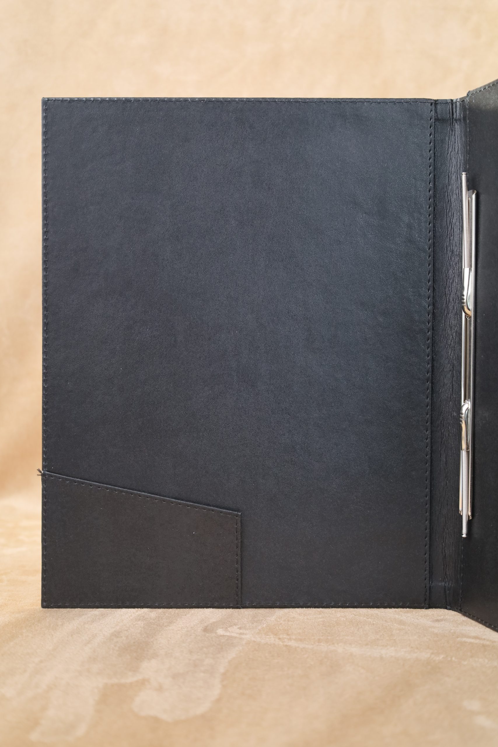 Siyah Dosya Klasörü (Mekanizmalı)